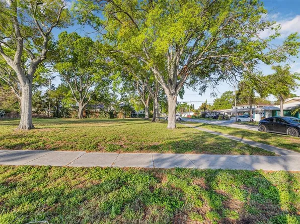 602 Channel Dr #12, Tampa, FL 33606