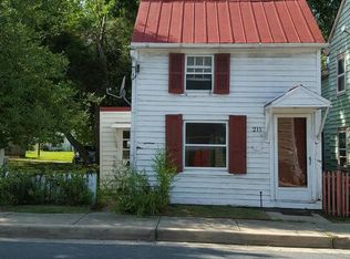 211 George St, Chesapeake City, MD 21915