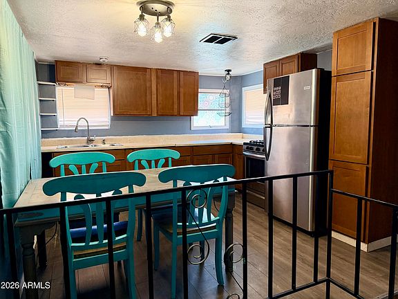 5th image of 517 N AVENUE A -- #27