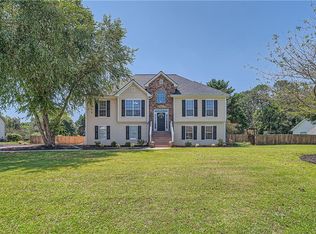 7510 Bent Tree Trl, Gainesville, GA 30506