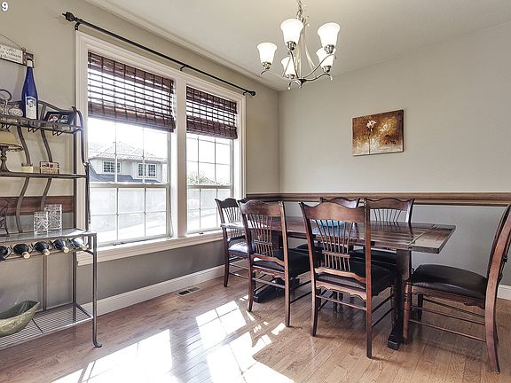 4th image of 10977 SE Cozy Dr