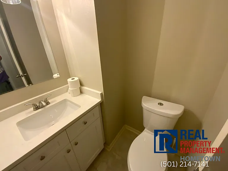 1904 Alberta Dr — Photo 20