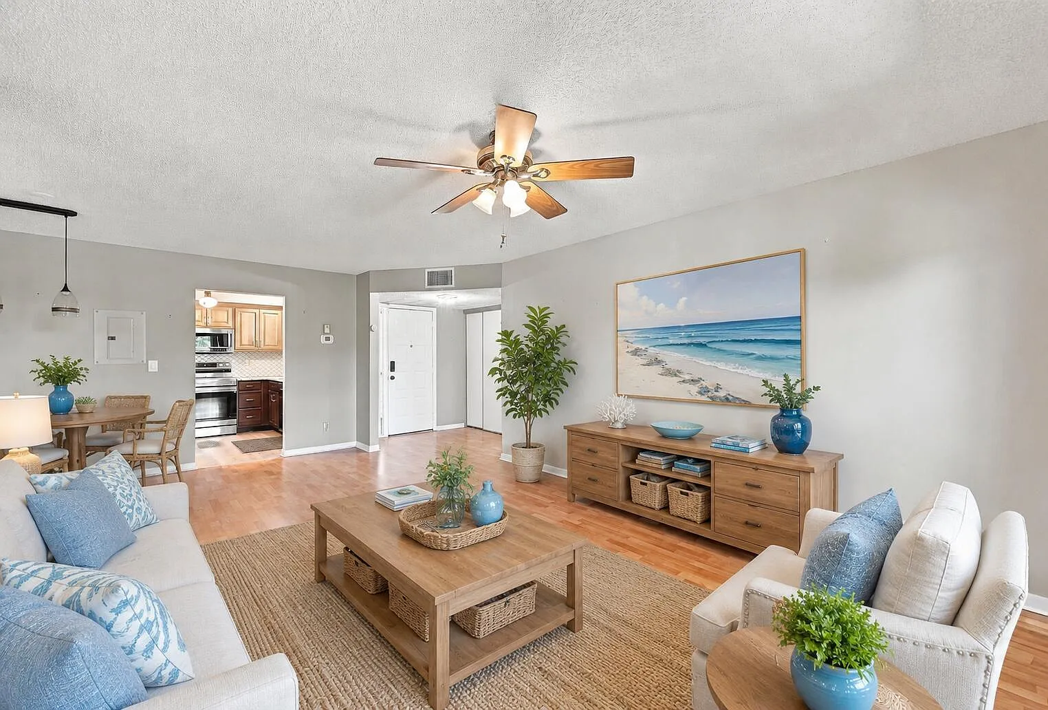 2 bed, 2.0 bath, 978 sqft, $2,150 — Photo 1