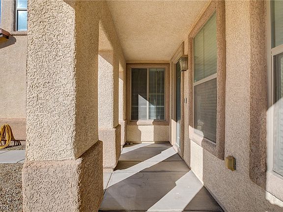 5th image of 2104 Alamo Heights Ave
