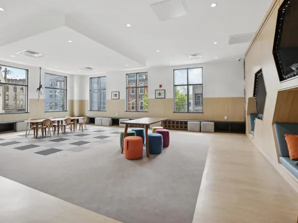 32 Oakland Avenue image 17 of 32