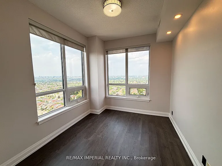 7890 Bathurst St #2301 — Photo 8