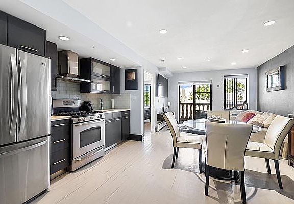 5th image of 24-54 37th St #4R