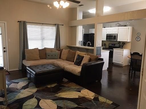 2nd image of 3849 Notre Dame Cir