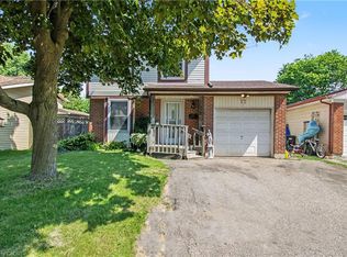 17 Hallmark St, Brantford, ON N3P1A6