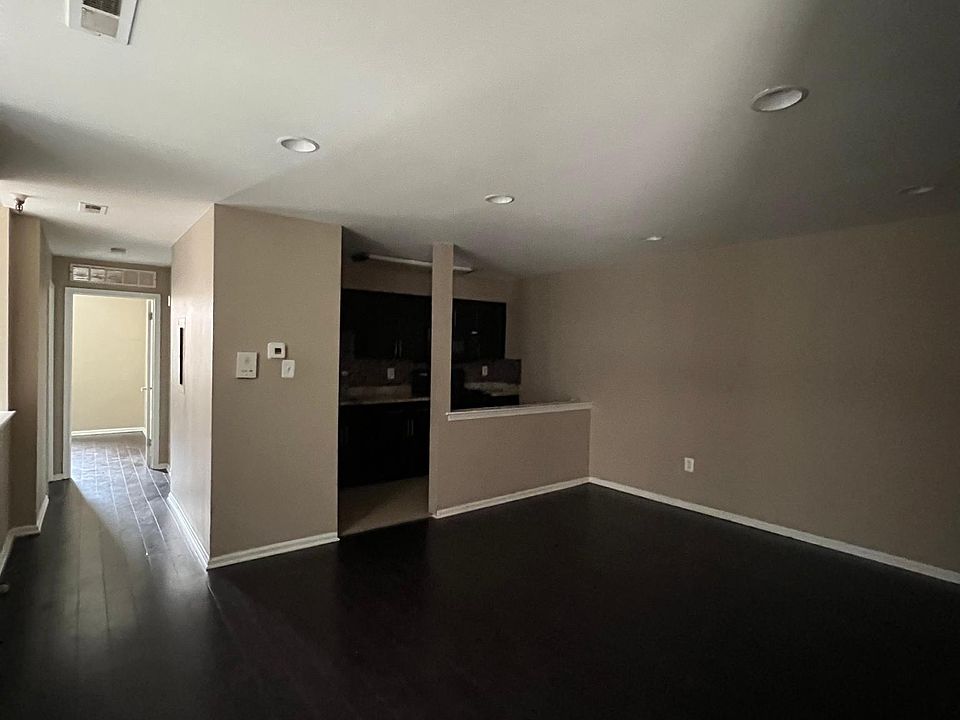 1st image of 4713 Chestnut St #1-B