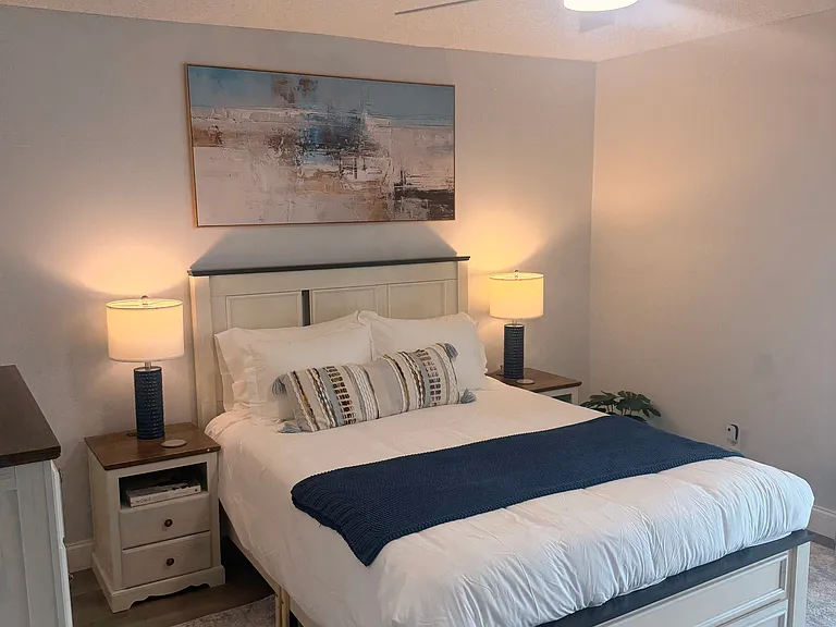 75 Royal Oak Ct #201 — Photo 14
