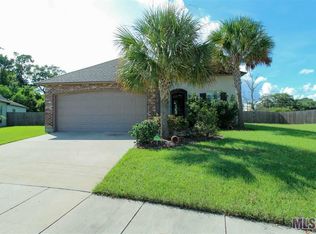 15009 Beauty Berry Ave, Baton Rouge, LA 70817