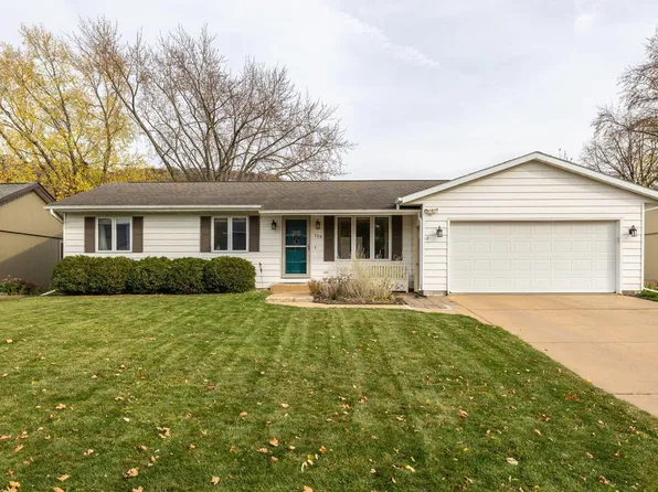 720 Pleasant COURT, Onalaska, WI 54650