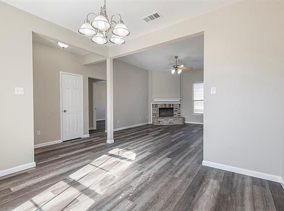 5th image of 3806 Remington Ct