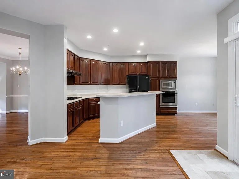 8 Calabash Ct — Photo 12