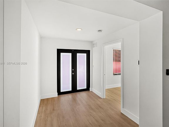 5th image of 2272 SW 13th St