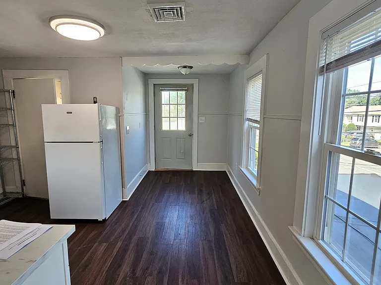 185 Danforth St #2 — Photo 7