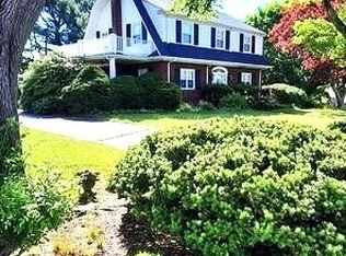 101 Standish Ave, Plymouth, MA 02360