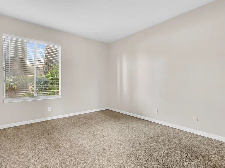 2562 Walnut Blvd #57 — Photo 23