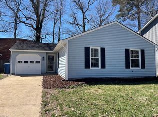 1596 Hummingbird Ln, Virginia Beach, VA 23454