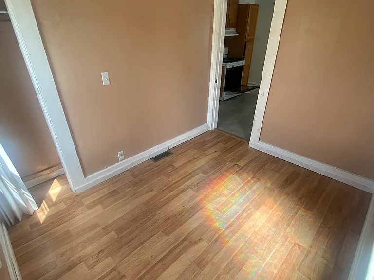 9 Eagle St #1 — Photo 10