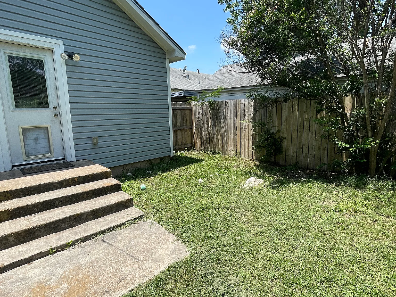 3 bed, 1152 sqft, $1,600 — Photo 4
