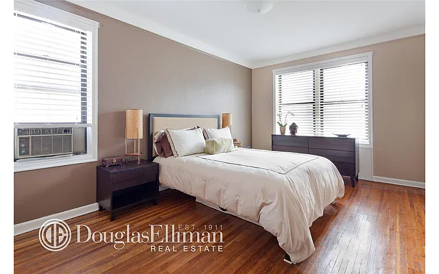 Rented by Douglas Elliman | media 8