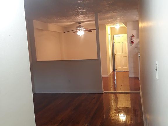 2nd image of 3654 Harper Ave #2