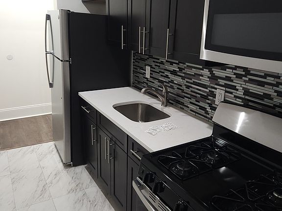 2nd image of 104 Glenwood Ave #103