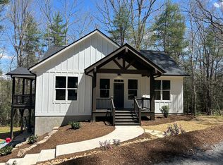 203 Fletcher View Dr, Fletcher, NC 28732