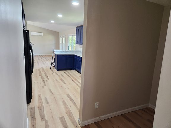 4th image of 115 E Justice Rd