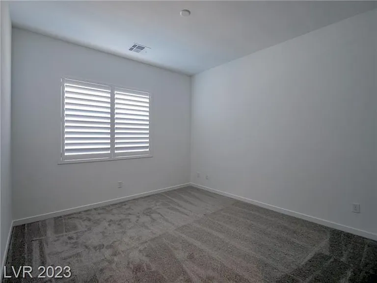 105 Brixton Ave — Photo 9