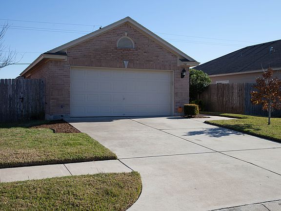 2nd image of 301 Sequoia Dr