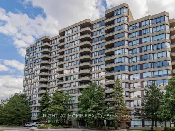 91 Townsgate Dr, Vaughan, ON
