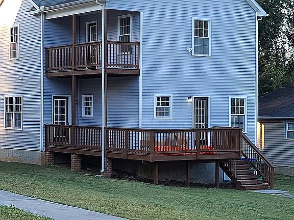 2nd image of 1908 Dinwiddie Ave