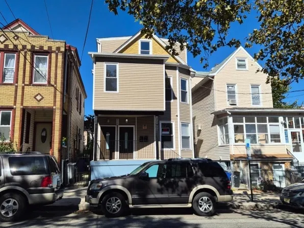 410 Harrison St #2, Passaic City, NJ 07055