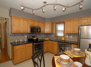 3345 S 35th St, Milwaukee, WI 53215