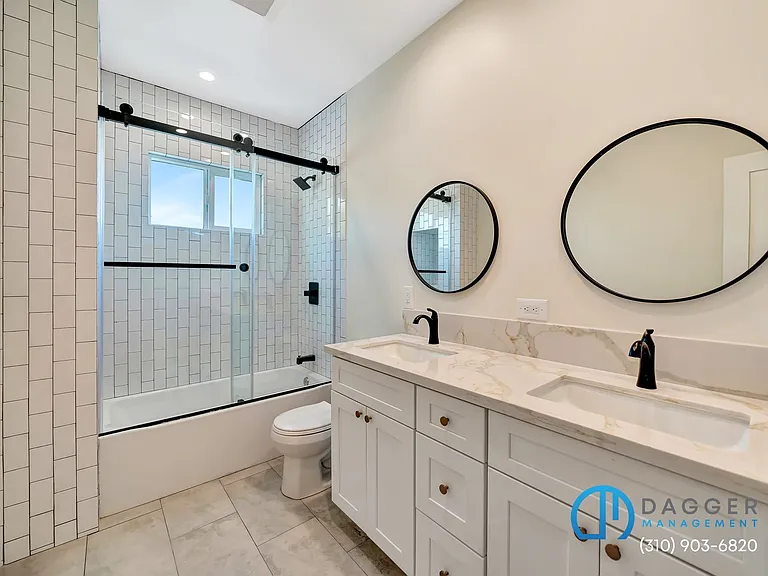 2800 Winter St #2 — Photo 21
