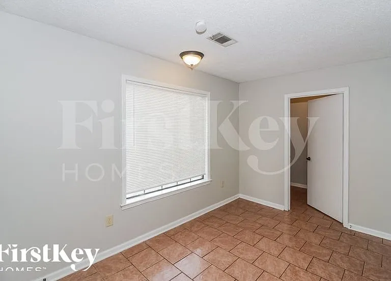 6614 Red Birch Dr — Photo 9