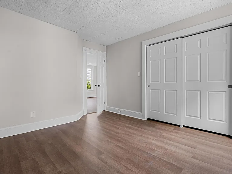 35 Newton St #1 — Photo 8