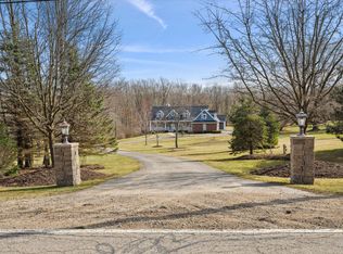 3585 Stoney Creek Rd, Oakland, MI 48363