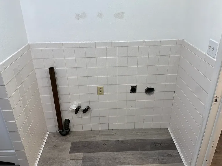 5020 Forest Park Pl #2 — Photo 16