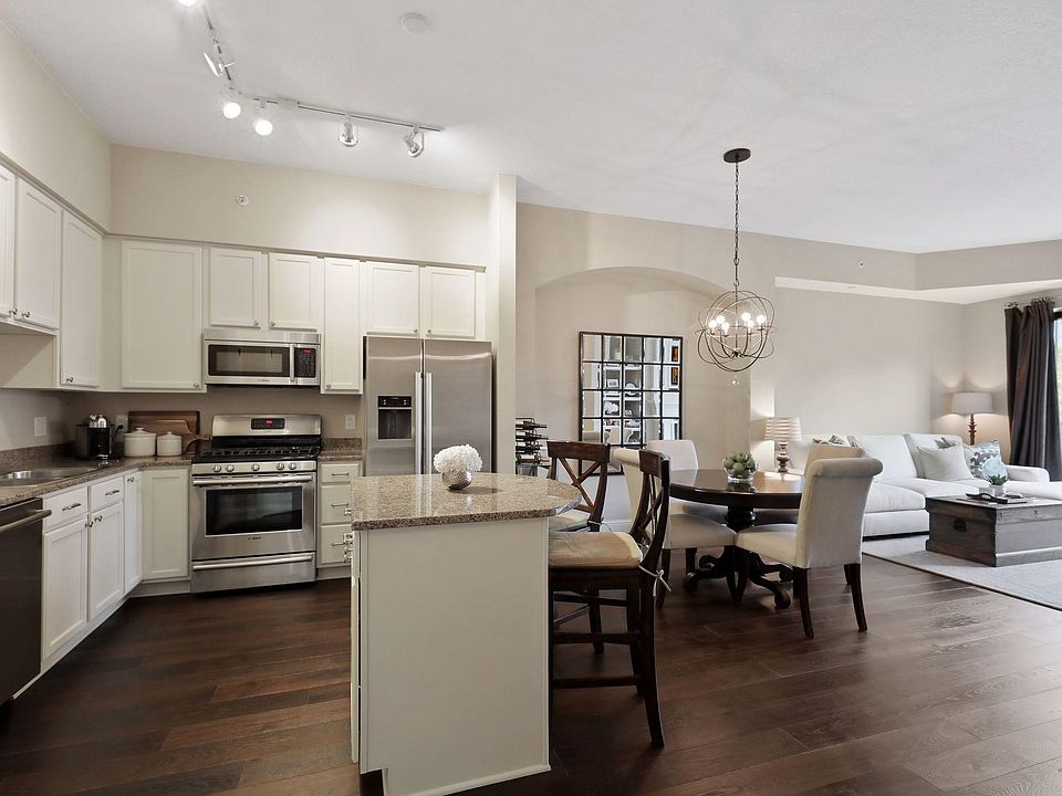 1st image of 500 E Grant St APT 203