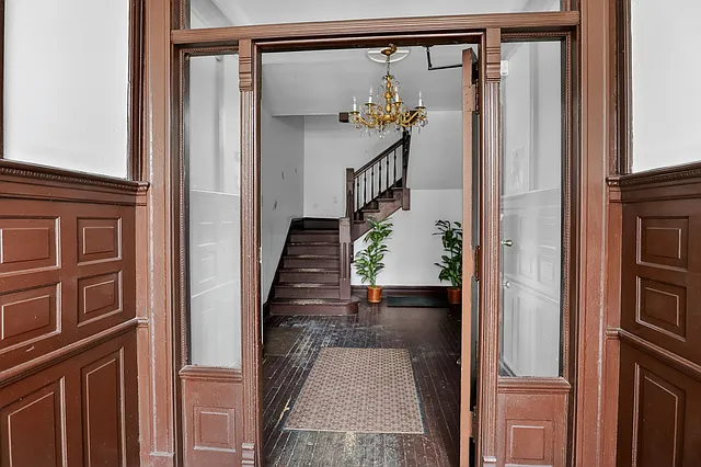 2 bed, $2,100 — Photo 3