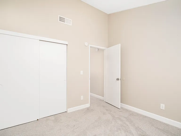 837 Carro Dr — Photo 18