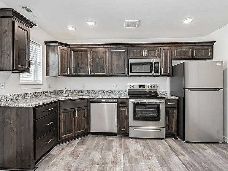 17-Kitchen