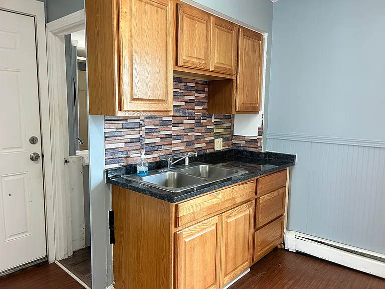 121 Tell St #2F — Photo 10