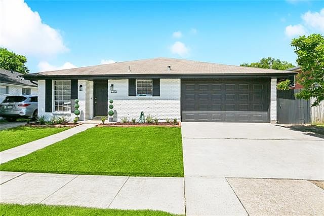 1st image of 2218 Neyrey Dr