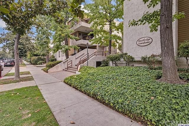 1st image of 400 N Louise St APT 206