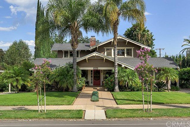 1st image of 220 W Cypress Ave